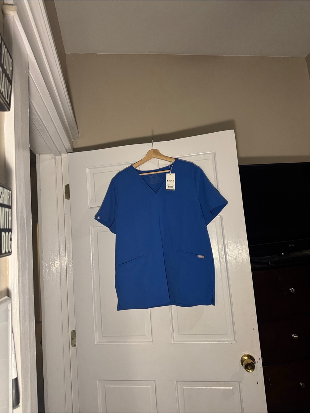 Figs Women's Casma Scrub Top in Royal Blue